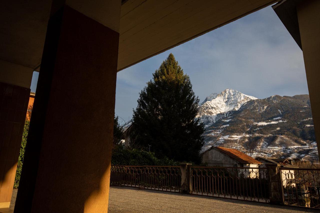 Blue Moon - Via Parigi Apartments Aosta Eksteriør bilde
